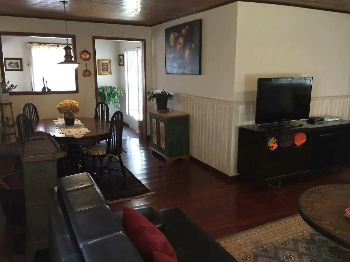 Toca Do Tatu Villa Campos do Jordao Holiday home